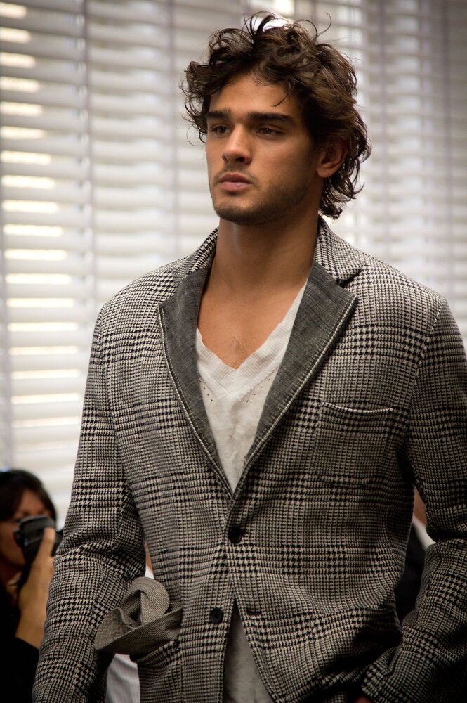 1200px Marlon Teixeira