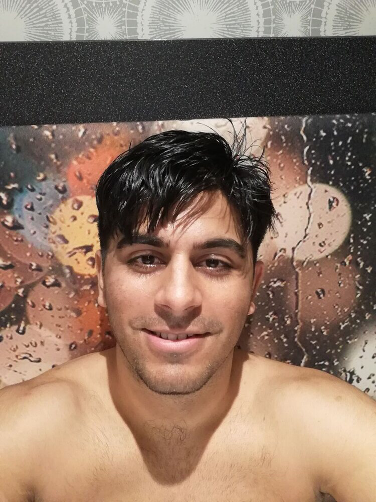 76BDC3BD 9D20 4072 BC63 BA3771325813