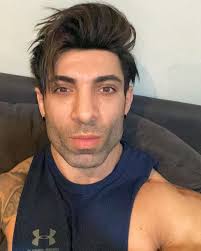 FB276278 8547 4290 B9F4 B4FA14796B74