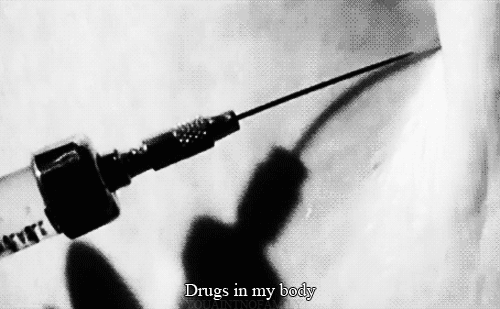 Tumblr m748wwKMP91ranz64o1 500