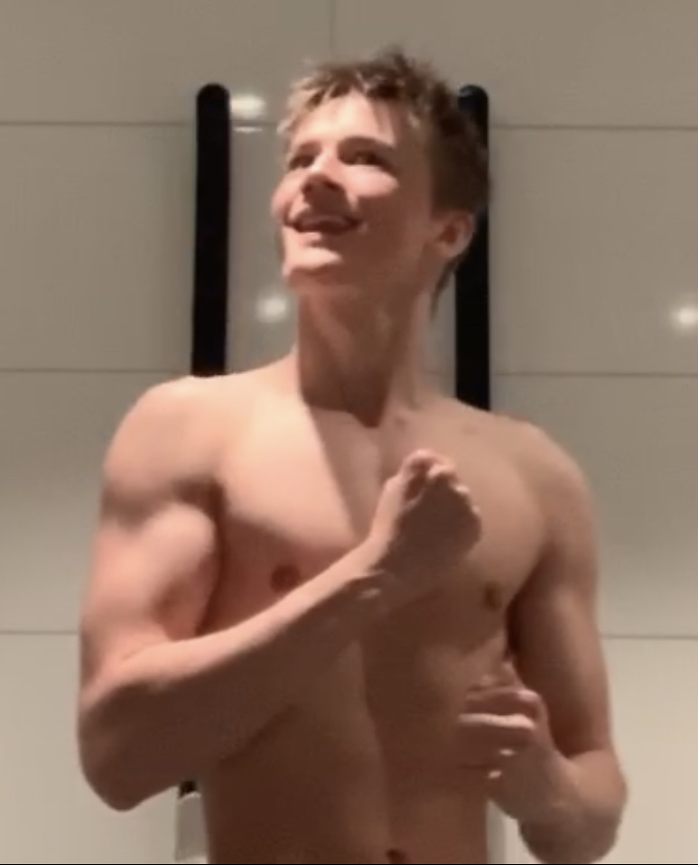 233C0082 9320 482C BC79 A3D1053302E7