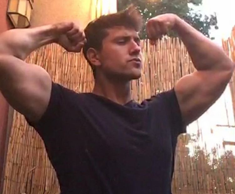 A666EC6D 9B0B 4A6A 9AFC 76C699D2F1F5