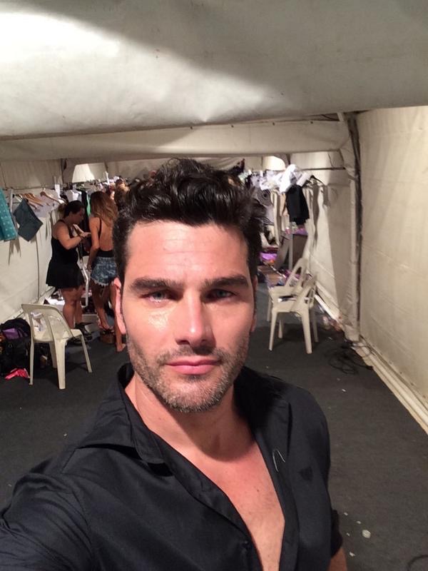 5172D18A 1521 464F B578 BF0E1298C471