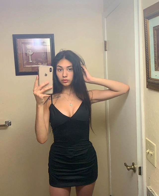 0F76977A 1411 433A B486 87F7C49C54CF