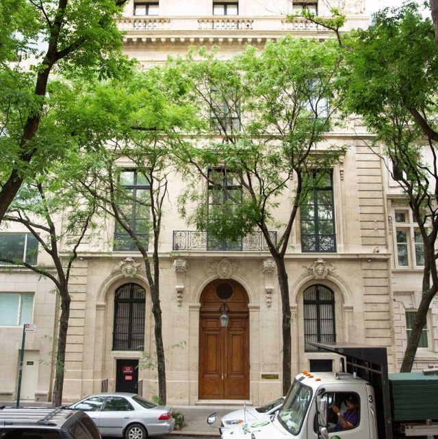 Residence belonging to jeffrey epstein at east 71st street news photo 1154623802 1562773477