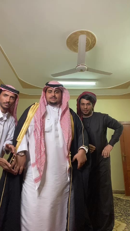 Image from https://p16-sign-va.tiktokcdn.com/obj/tos-maliva-p-0068/fde45460a7ca40cb8bb11f9793c94a9f_1598292659?x-expires=1600189200&x-signature=6DrOHYw705DUKBQEBJh0Tg5sL1s%3D