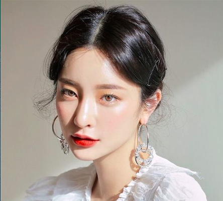Koreanmodelglassskin