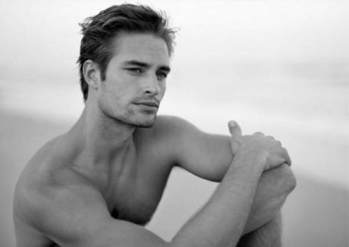 9EFF9EF7 620C 4483 A5AF 863CA5DD51EF