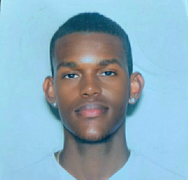 C9BED49D 674E 4C4D A537 7FEF47172E52