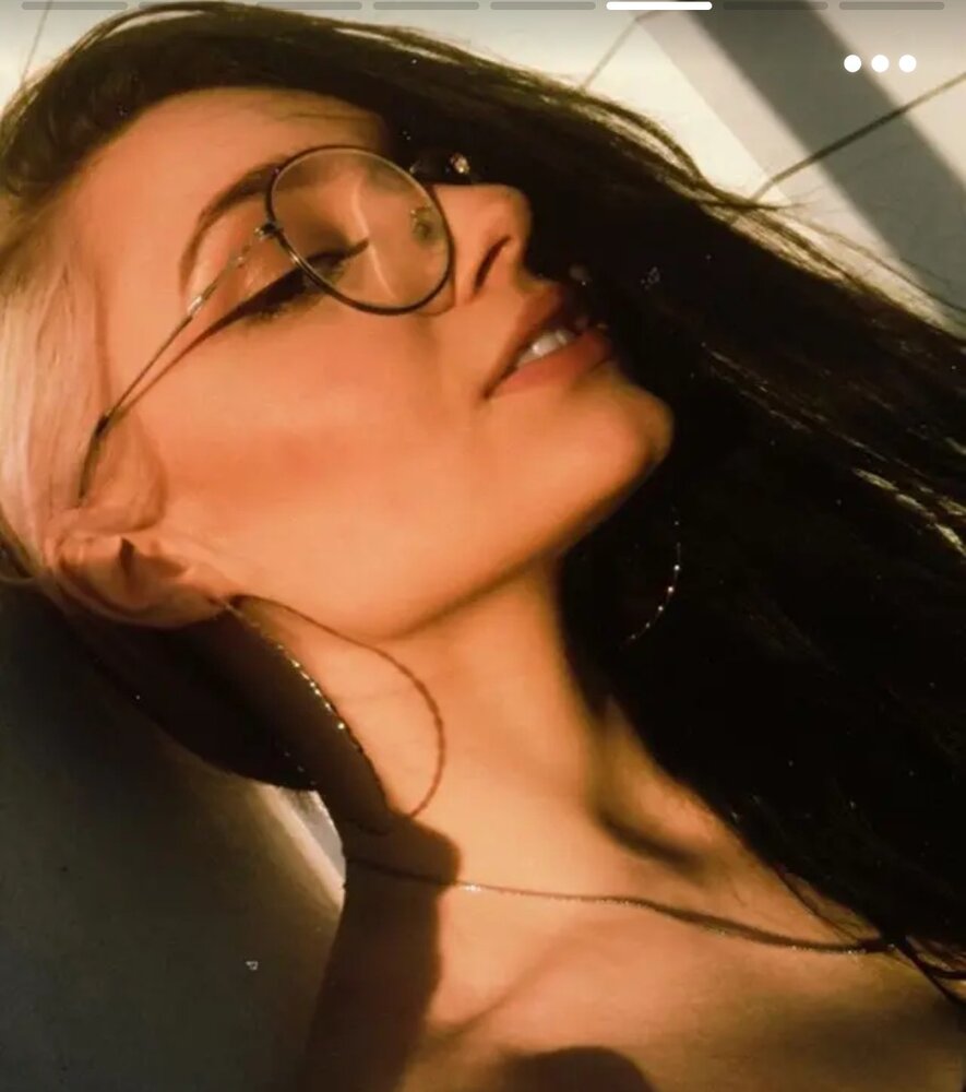 Gallery 1600769800356