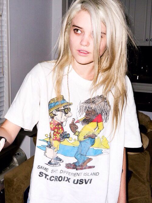 Sky Ferreira discovered by Harry Potter  on We Heart It