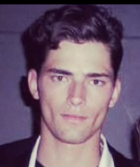 Opry face