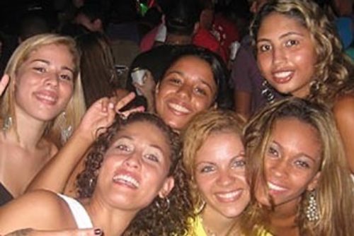 Girls of favela 500x334