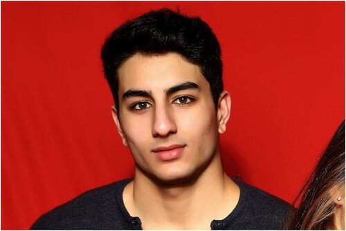 Ibrahim-Ali-Khan-2.jpg