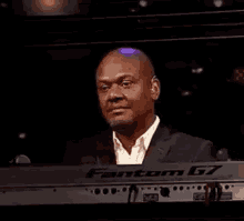 tenor-4.gif