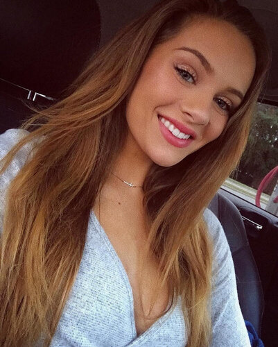 Anna-Jay-Instagram-@annajay____-2.jpg