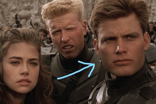 Inkedc33ada2406656cc2f9ccfa0219ff9e7c76-03-starship-troopers.2x.h473.w710_LI.jpg
