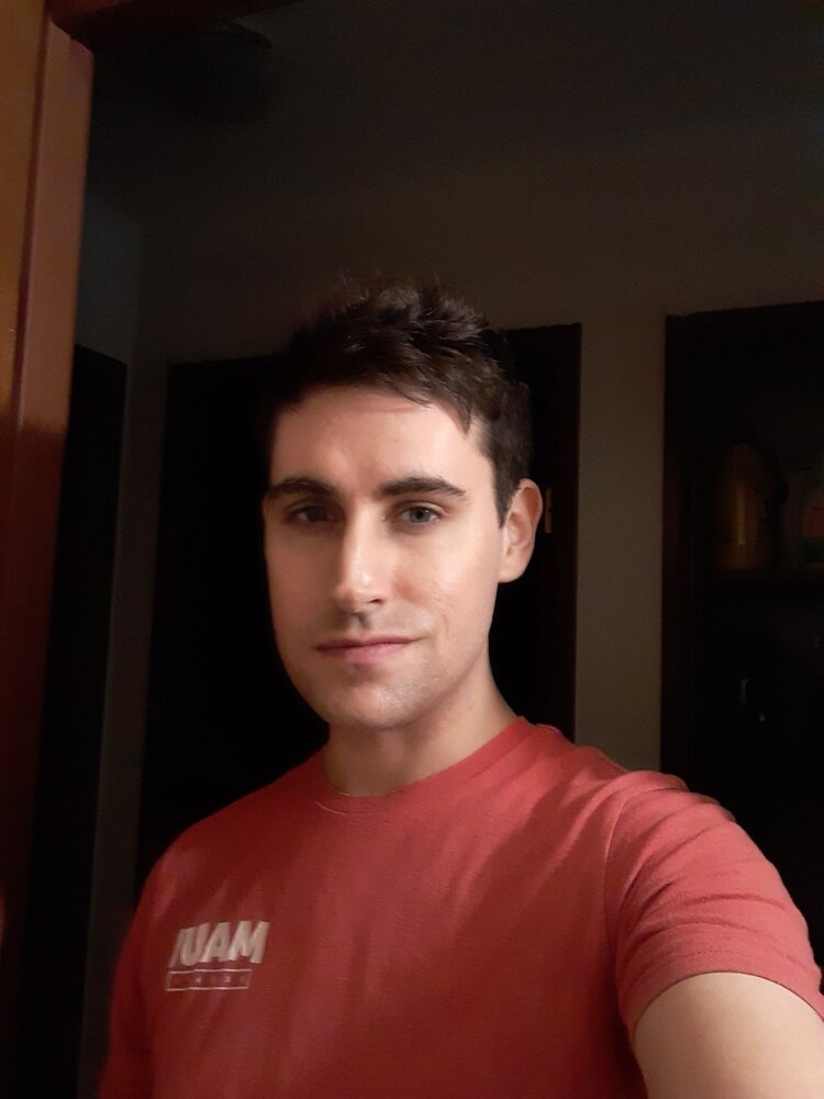 FaceApp 1601516253572