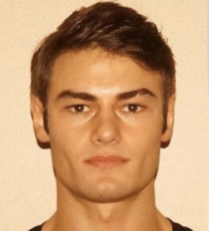 A752F67E ECDB 4740 BB8A F97C171621E0