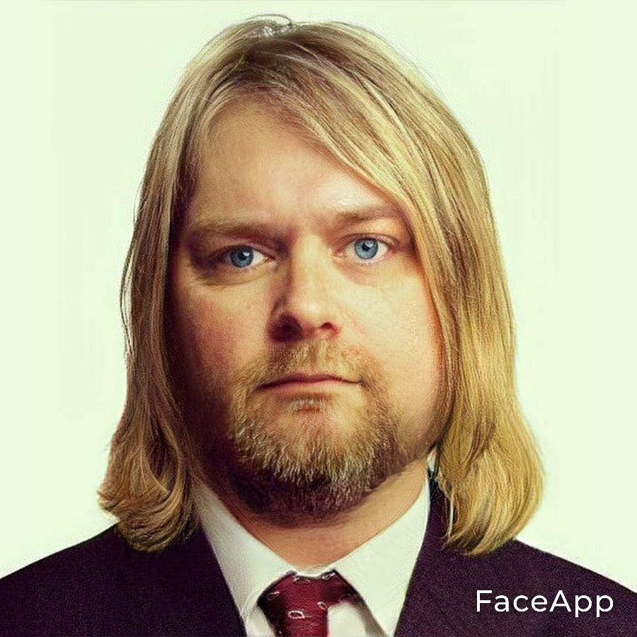 FaceApp 1602151652432