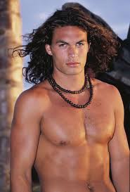 16 Unrecognisable Photos Of A Young Jason Momoa AKA Khal Drogo That Prove  He Was Always A Charmer