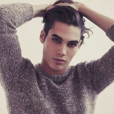 0652E3B9 F530 4256 B110 3B2FCCDAE587