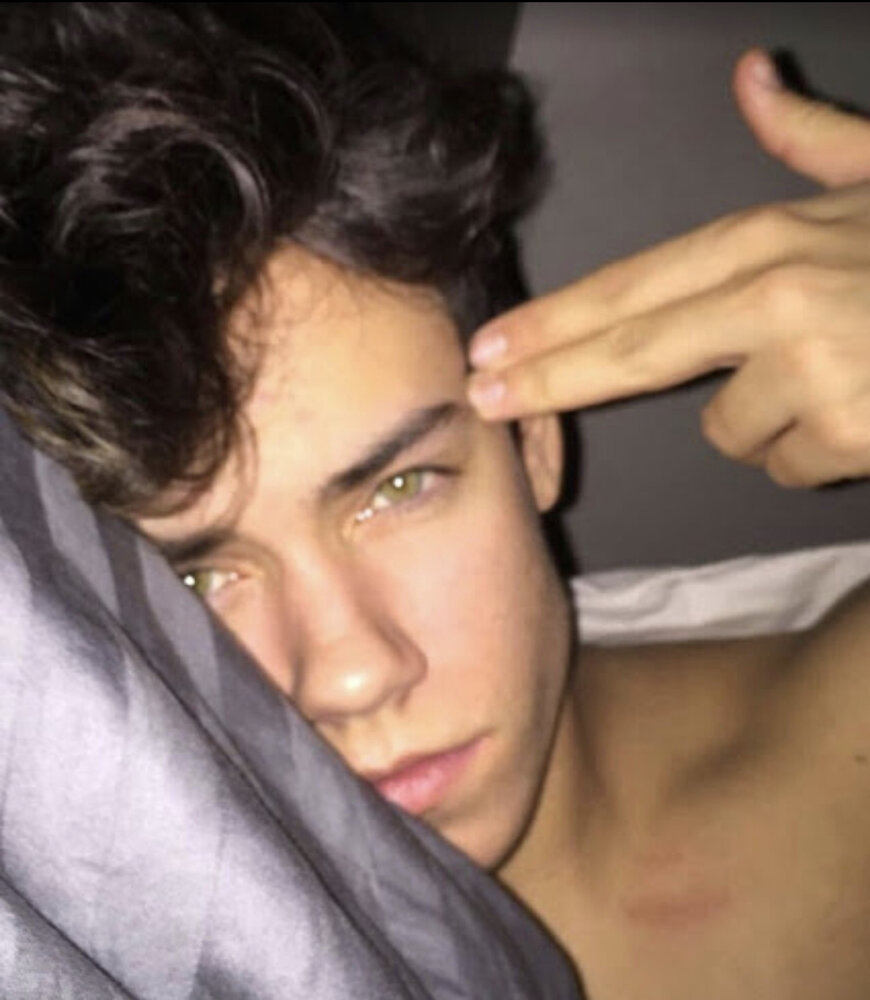 4CE3B0C0 3F30 4A8F 8E6C 3283CE40D4BD