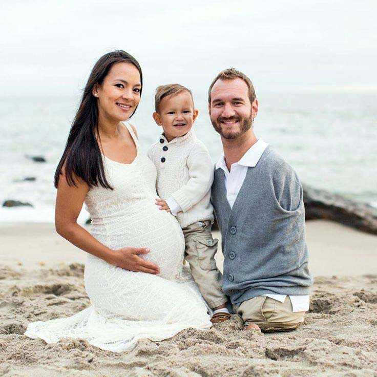 Nick vujicic family pictures
