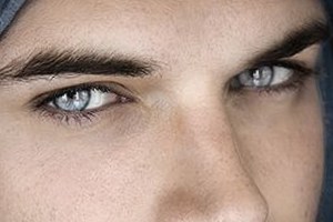 Huntereyesfeatured