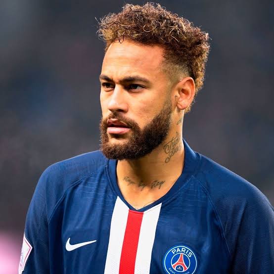 A068D7B3 B4C7 4E82 811E 3C10A8A45252