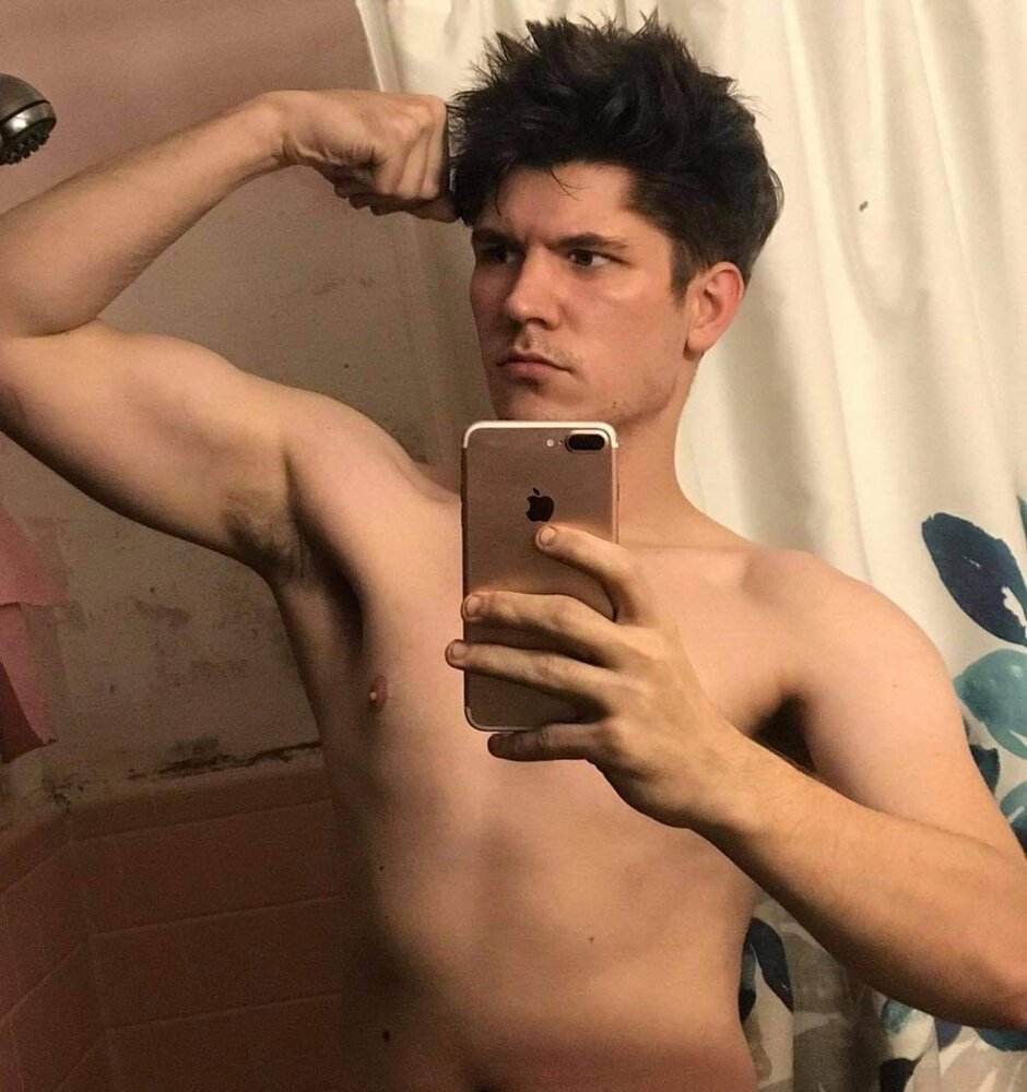 493FE2B6 80C8 4545 AEF4 B6EDE7D57FF7