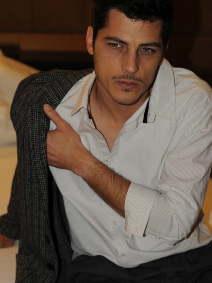 09513418 358B 4FCA B8DA 7F3C549636DD