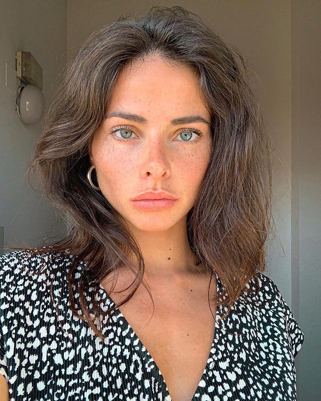 2F07E806 6B5E 4571 8EDF 28F20A2FAAEC