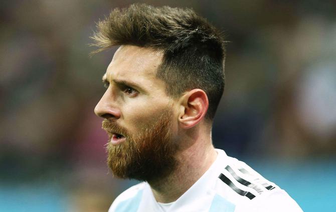 Lionel messi cropped 6oyxba6849kr1enp96s1et5wk
