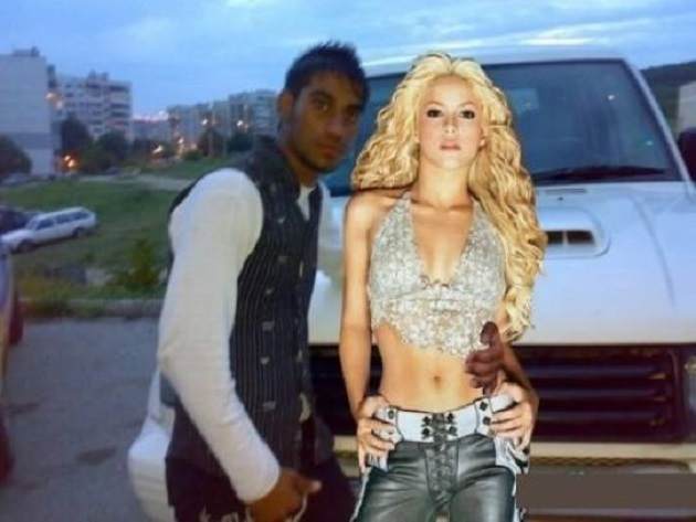 Shakira Photoshop