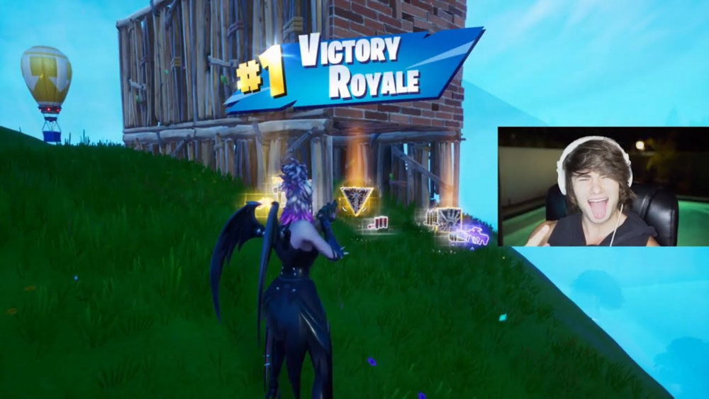 1604178401923
