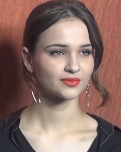 vicari_lisa-___CFcVtRDhNl-___-.jpg