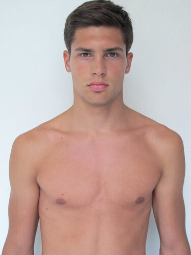 976EA51B 1B60 4A5B 9173 CDA628E0DDB5