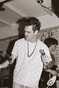 B83d0a22509e38937d8bc368bf5ee4cd  the smiths mole