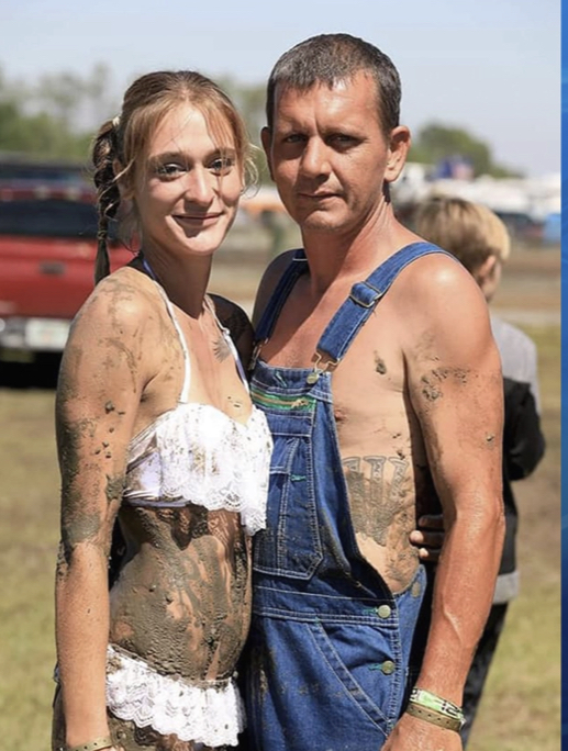 E879C4BA F98A 4705 8F99 8FD032C0ABBE