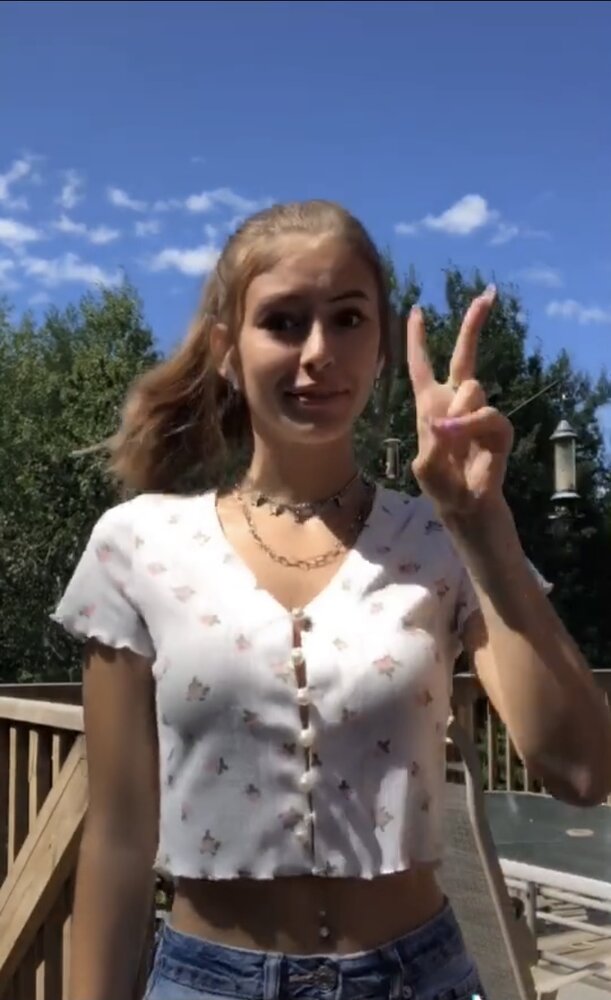 615233E8 5B00 4B55 AC68 85E5E885E258