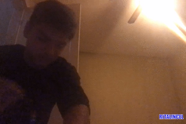37370392 82B4 4F8F 8AE9 ECB23DF8413D