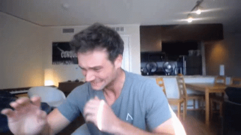 13F0771E 86E2 4531 AA0F B8F4C9819C12