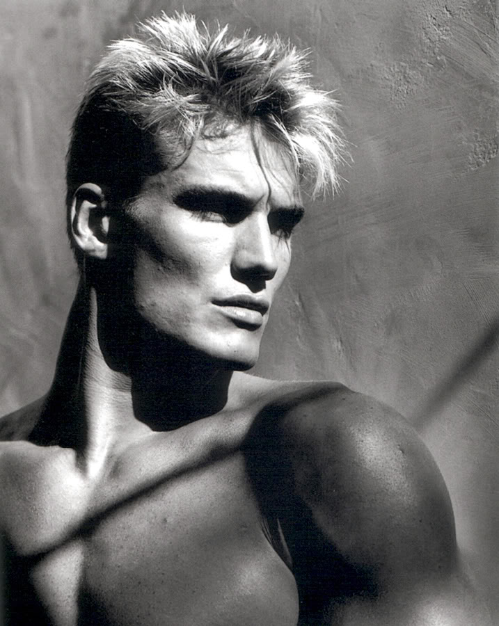 18Dolph Lundgren
