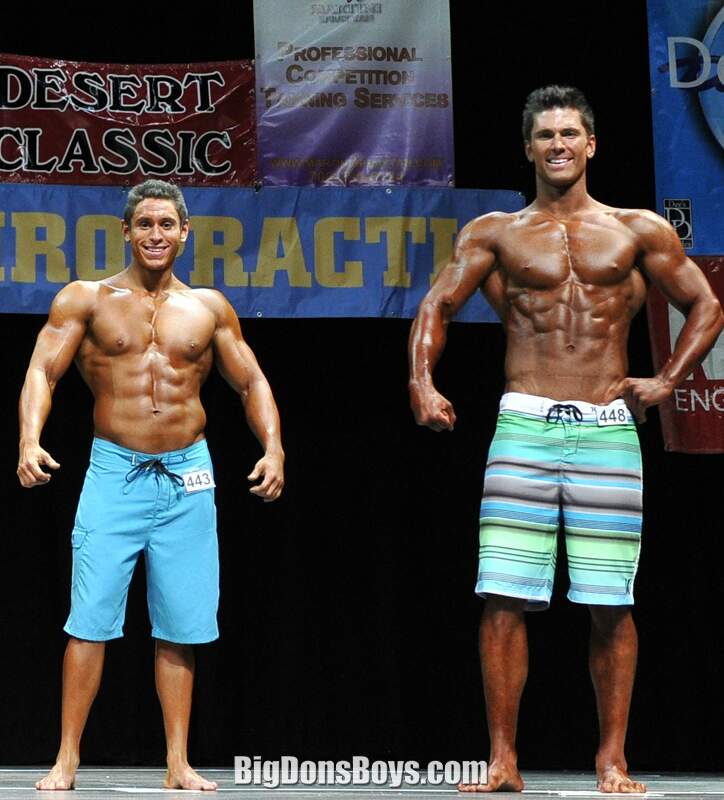 Tall bodybuilder vs short bodybuilder on stage 0009