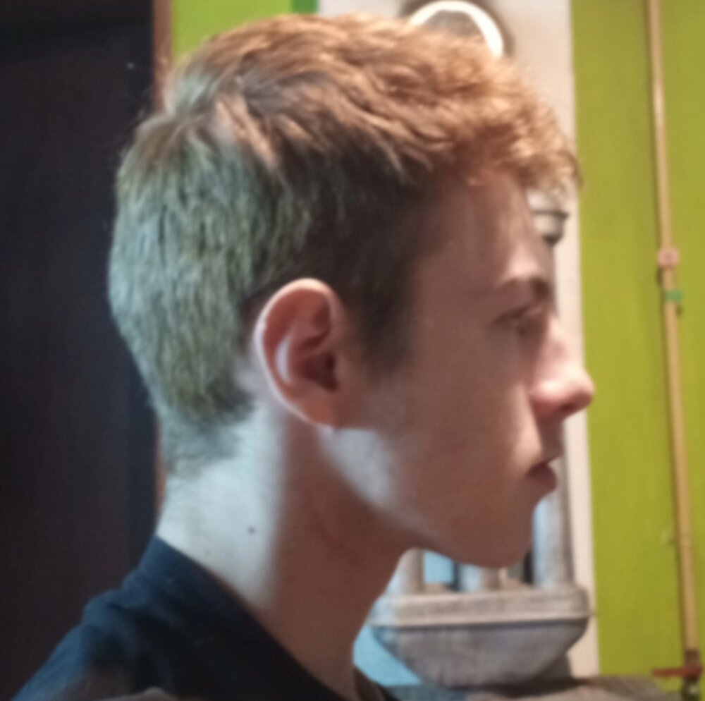 A604A150 A75F 4F3A A4C2 CB01BAFBFCB9