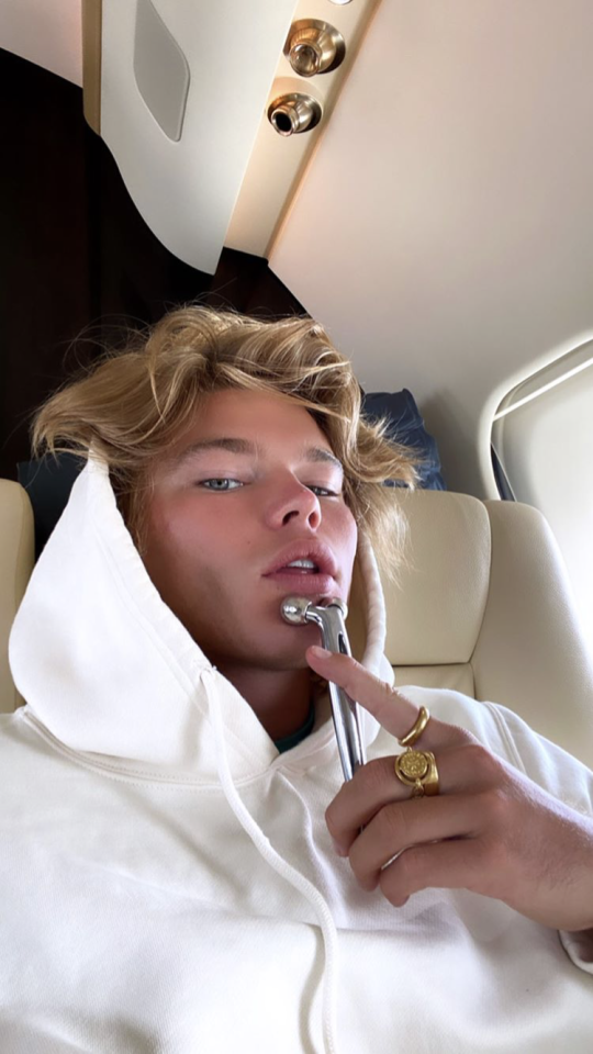 Tumblr c4ae37ddf5c9f4f321441d958b6aa7ca cc0bed86 640