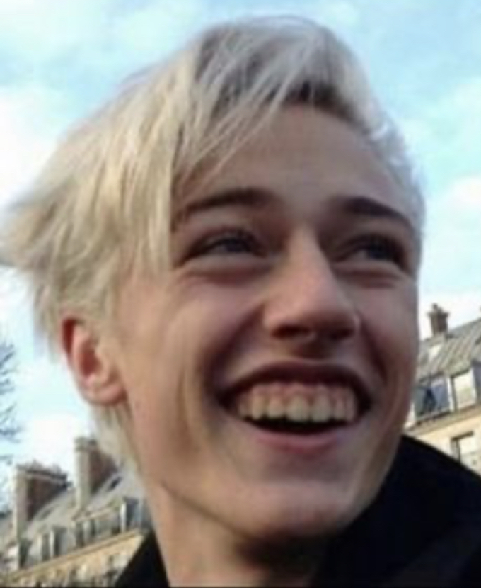 EBCC1859 8C76 4534 A9E4 5B8C1A50FD95