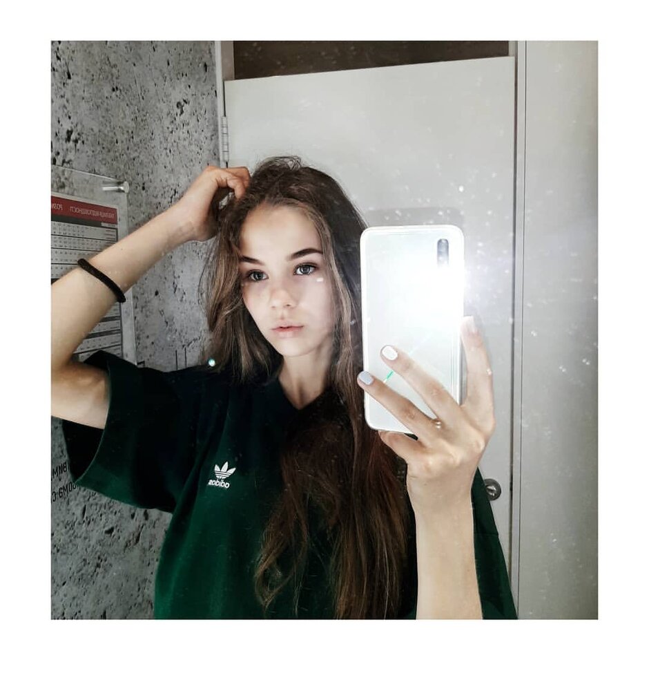 Kkriissstinaa 2046436556090422467 4111232074