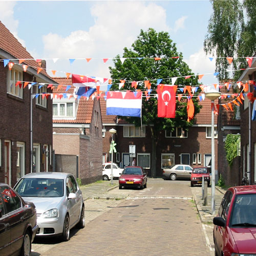 8F38D8FB 9394 406A B64A BDC835F6D466